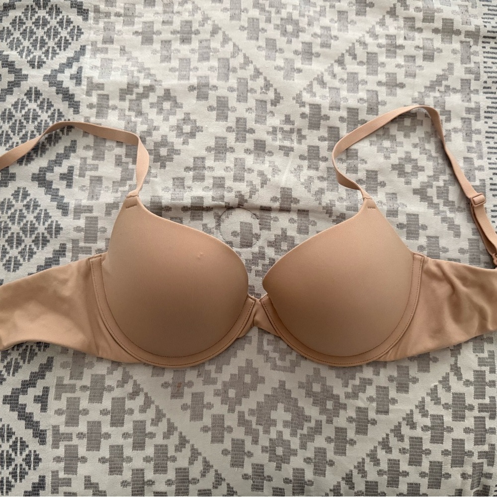 SKIMS Nude Bra